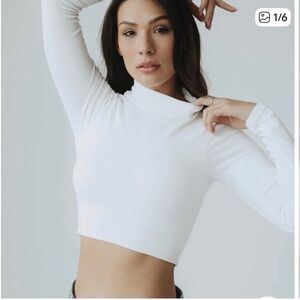 Klassy Network Crop Top Medium